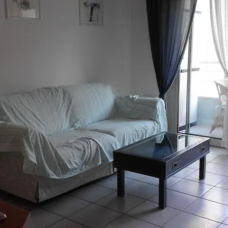 בית נופש Casa Vacanze Porto Aregai סנטו סטפנו אל מארה